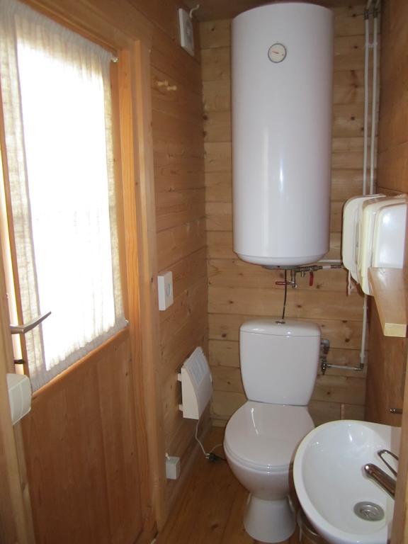 Pivarootsi Holiday Village Værelse billede