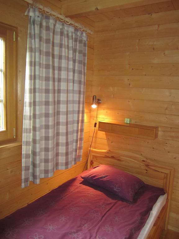 Pivarootsi Holiday Village Værelse billede