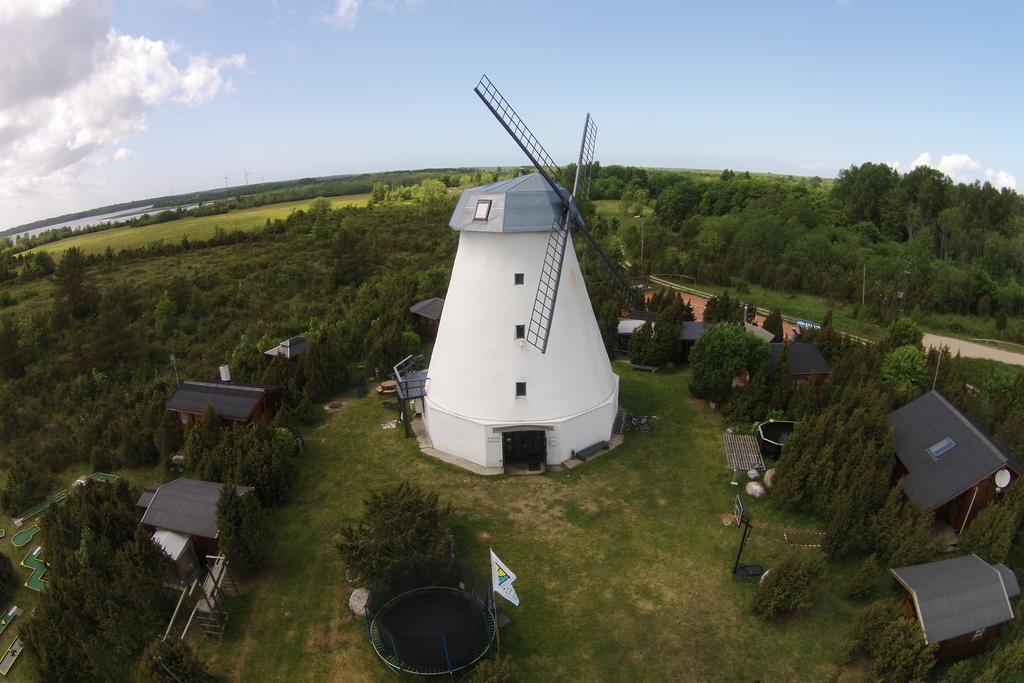 Pivarootsi Holiday Village Eksteriør billede